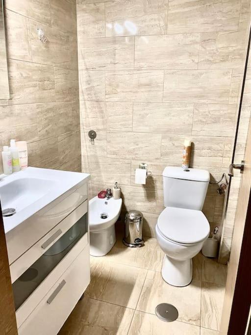 Shared Apartment! Piso Compartido! Общая Квартира! Sevilla Exterior foto